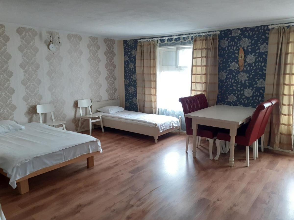 Budget Hostel Parnu Luaran gambar