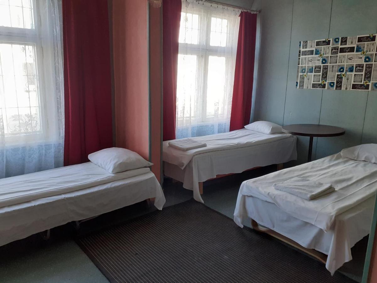 Budget Hostel Parnu Luaran gambar