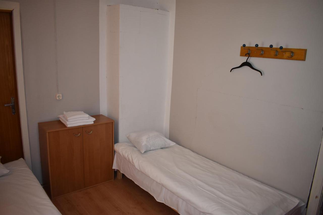Budget Hostel Parnu Luaran gambar